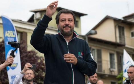 Matteo Salvini vrea să amendeze cu 3.500 până la 5.500 de euro de persoana găsită navele care salvează migranţi pe Mediterana