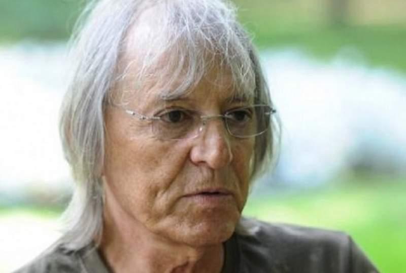 Mihai Constantinescu a făcut al treilea stop cardiac. Doar aparatele &icirc;l mai țin &icirc;n viață