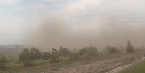 Nor extrem de periculos în România! Aerul toxic otrăvește totul în jur: copiii merg cu măști la școală