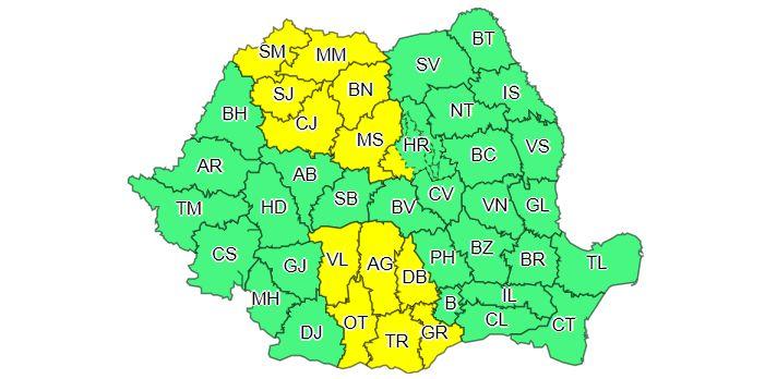 Cod galben de instabilitate atmosferică accentuată, cu ploi torenţiale, descărcări electrice, vijelii şi grindină, &icirc;n 13 judeţe