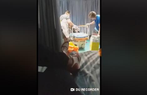 Video. Asistente filmate când jigneau și îmbrânceau pacienţi ajunși la camera de gardă a Spitalului Universitar