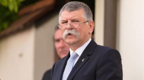 Scandal în Ungaria, după ce preşedintele Parlamentului Laszlo Köver îi asimilează pe homosexuali pedofililor
