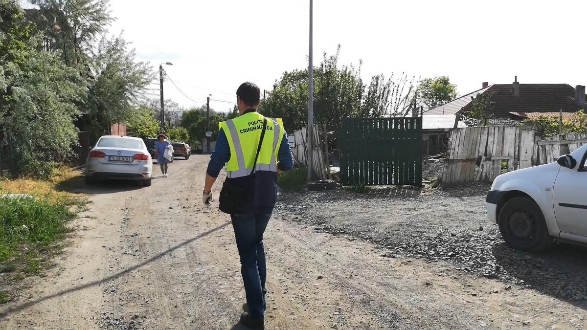 O bătr&acirc;nă lăsată &icirc;n grija copiilor a fost găsită moartă, &icirc;n condiții cumplite. Medicii spun că a fost &bdquo;m&acirc;ncată de vie de șobolani&rdquo;
