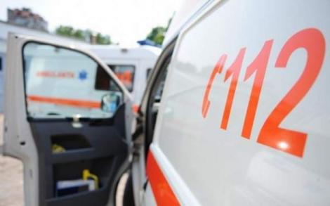 Un bărbat a scăpat cu viaţă după ce s-a aruncat de la Spitalul Judeţean Craiova, de la o înălţime de trei metri