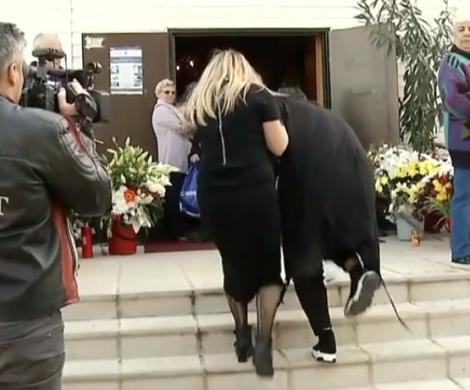 Fostul iubit al lui Răzvan Ciobanu, gest neașteptat la înmormântare! Ce a făcut