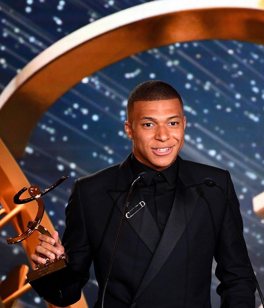 Kylian Mbappe a fost desemnat cel mai bun jucător al sezonului &icirc;n campionatul Franţei