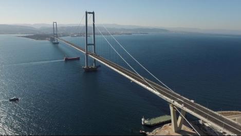 Cum va arăta cel mai spectaculos pod, care va fi construit în România! Golden Gate-ul din țara noastră va fi cu adevărat spectaculos!