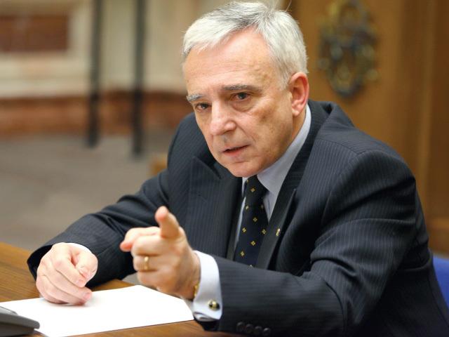 Deprecierea leului ar putea să aducă probleme mari persoanelor cu credite! Mugur Isărescu: &rdquo;Am tras un semnal de alarmă!&rdquo;