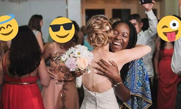 O mireasă rom&acirc;ncă și-a certat prietena pentru că a dat prea puțini bani la nuntă: &bdquo;Te-ai distrat? Ți-a plăcut la Cluj? De ce ai lăsat o sumă at&acirc;t de mică?&rdquo;