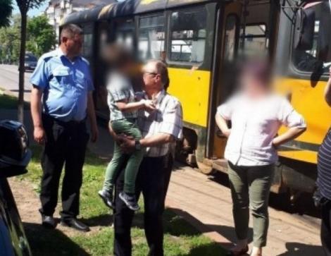 Un copil de patru ani din Botoșani a fugit de la grădiniță. Locul uimitor în care a fost găsit
