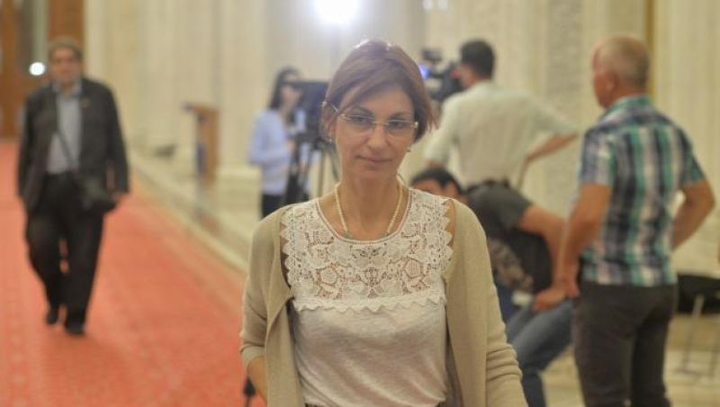 Mai marii PSD au decis: O femeie i-a luat locul lui Liviu Dragnea în fruntea Camerei Deputaților!