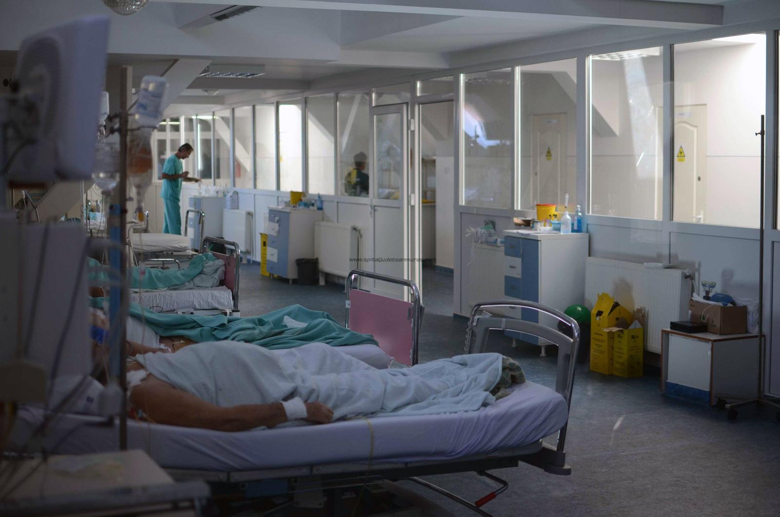 Criză de medici &icirc;n spitale! Managerul caută disperat doctori pe Facebook! Ce salariu și benficii se oferă