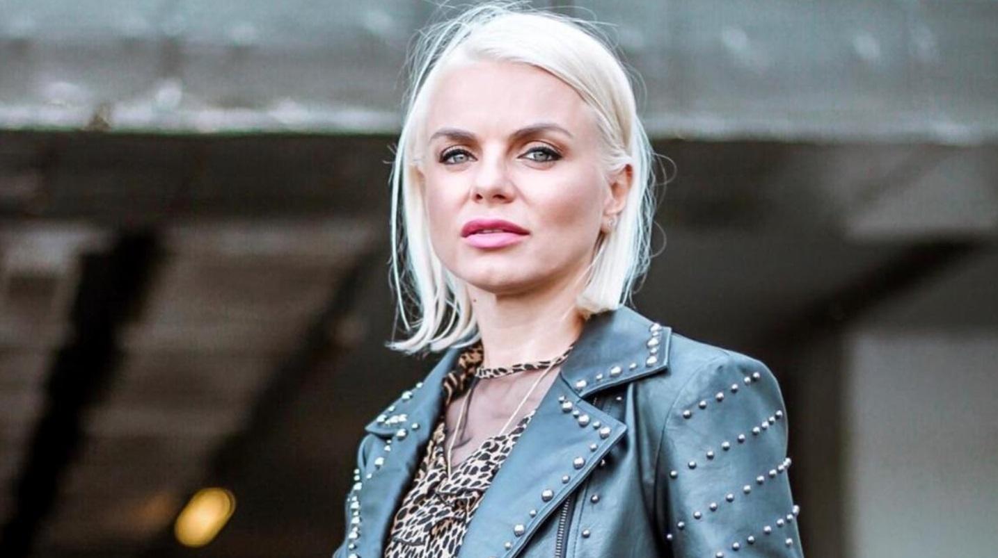 Jojo, actrița din &rdquo;Liber ca pasărea cerului&rdquo;, e &icirc;n doliu! Bunica ei a murit: &rdquo;Ne e greu să ne obișnuim cu ideea că nu mai e!&rdquo;