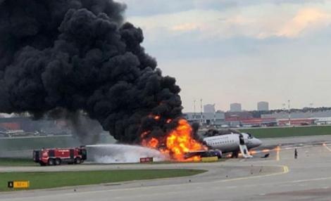45 de oameni uciși de fulger și de ceilalți pasageri. Pilotul avionului din Moscova a făcut primele declarații: "Am apucat să spun două cuvinte"