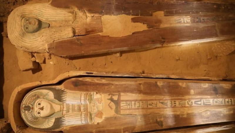 Un cimitir vechi de 4.500 de ani, descoperit în Egipt. Sicriele din lemn sunt intacte