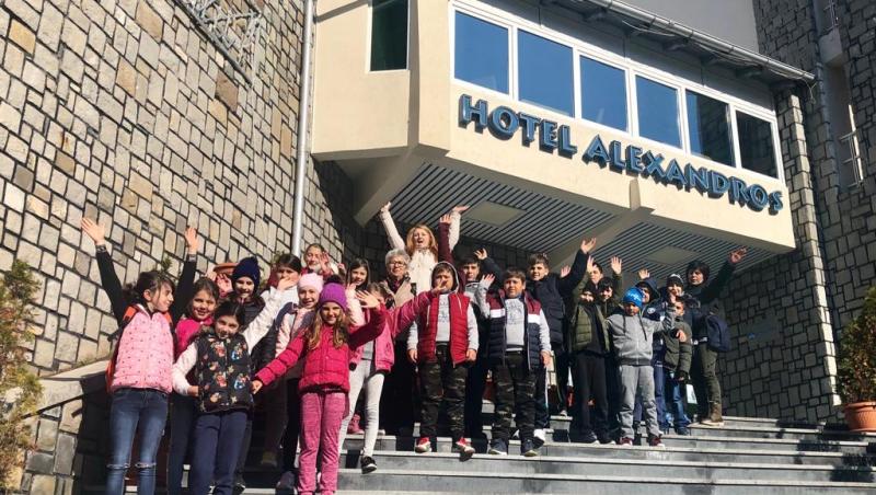 Tabăra Copilăriei a fost prima tabără din viața a 24 de copii de la Școala Gimnazială din comuna Brastavățu, județul Olt