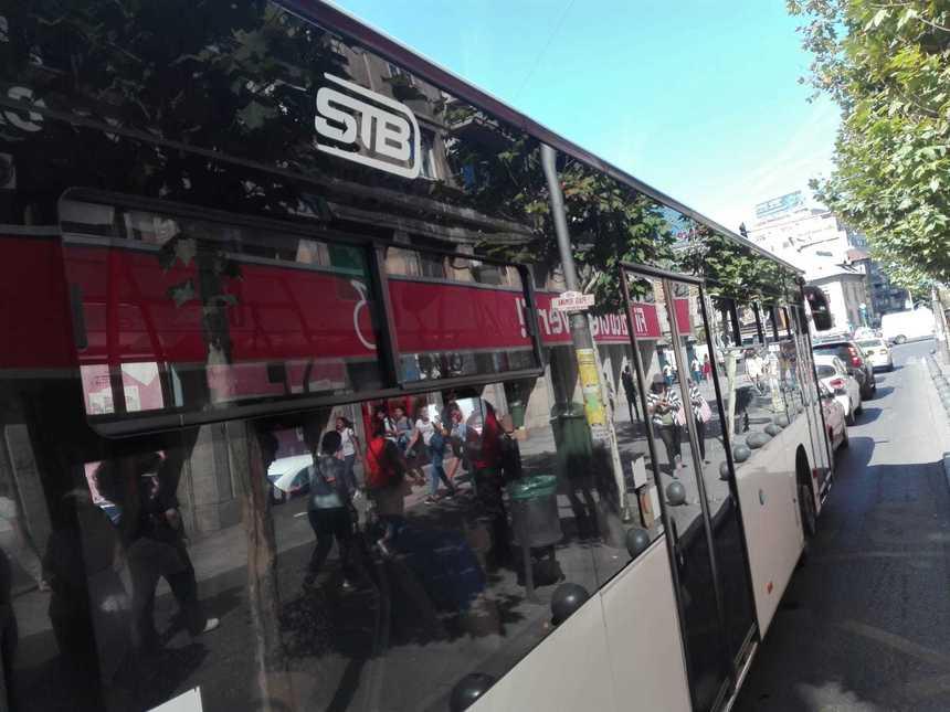 Primăria Capitalei a primit o ofertă din partea Mercedes pentru achiziţia a 130 de autobuze hibrid, contract de peste 41 milioane euro