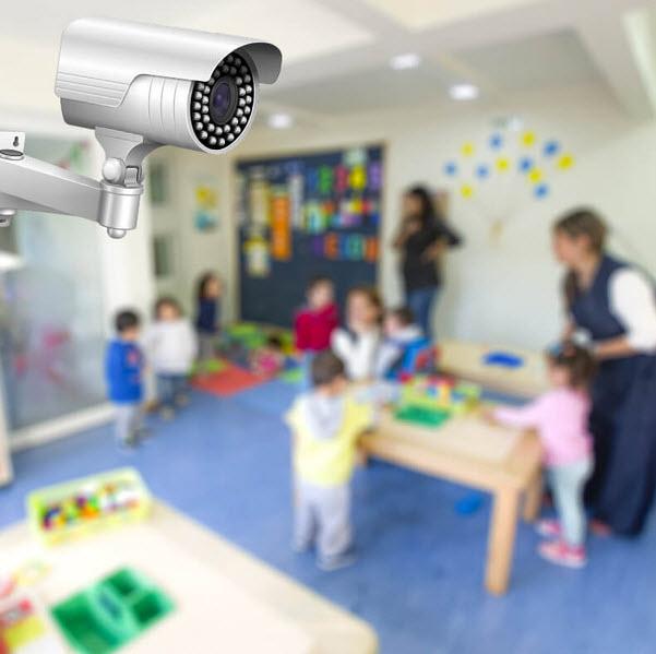 Copiii din creșe și grădinițe, monitorizați audio-video, inclusiv &icirc;n timp ce se află la clase!&nbsp;