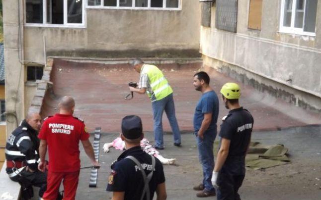 Ea e t&acirc;năra care s-a aruncat de la etajul 11 al hotelul Intercontinental din Bucureşti. Alina a lăsat un bilet de adio