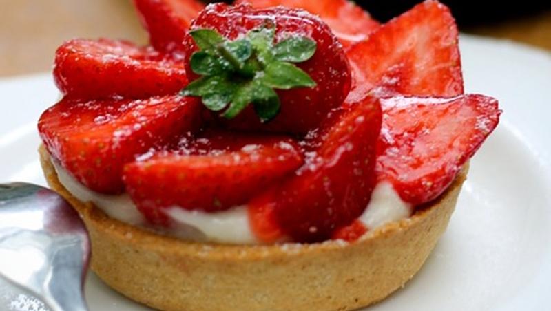 Ce poți face din căpșuni: 5 rețete de vară delicioase și ușor de preparat