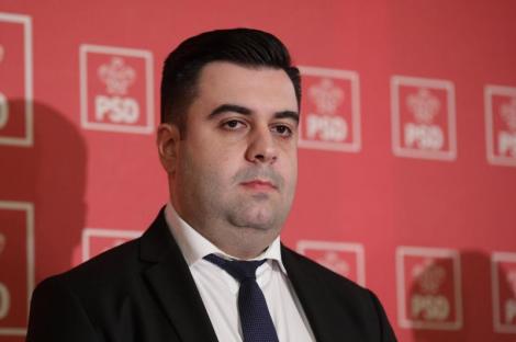 Ministrul Transporturilor, Răzvan Cuc: "Constructorul ce lucrează la modernizarea liniei ferate Gara de Nord-Otopeni şi-a asumat finalizarea până la sfârşitul lunii mai 2020"