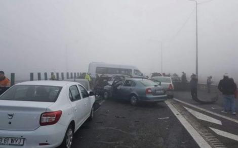 Cinci mașini implicate într-un accident rutier, pe Autostrada A2 București-Constanța! Trei persoane au fost rănite