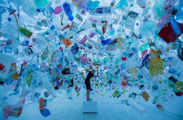 Plasticul biodegradabil a devenit realitate: din ce este făcut