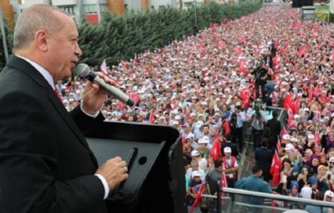 Erdogan promite ca-i va aduce pe conducătorii egipteni ”în tribunale internaţionale” pentru uciderea lui Morsi