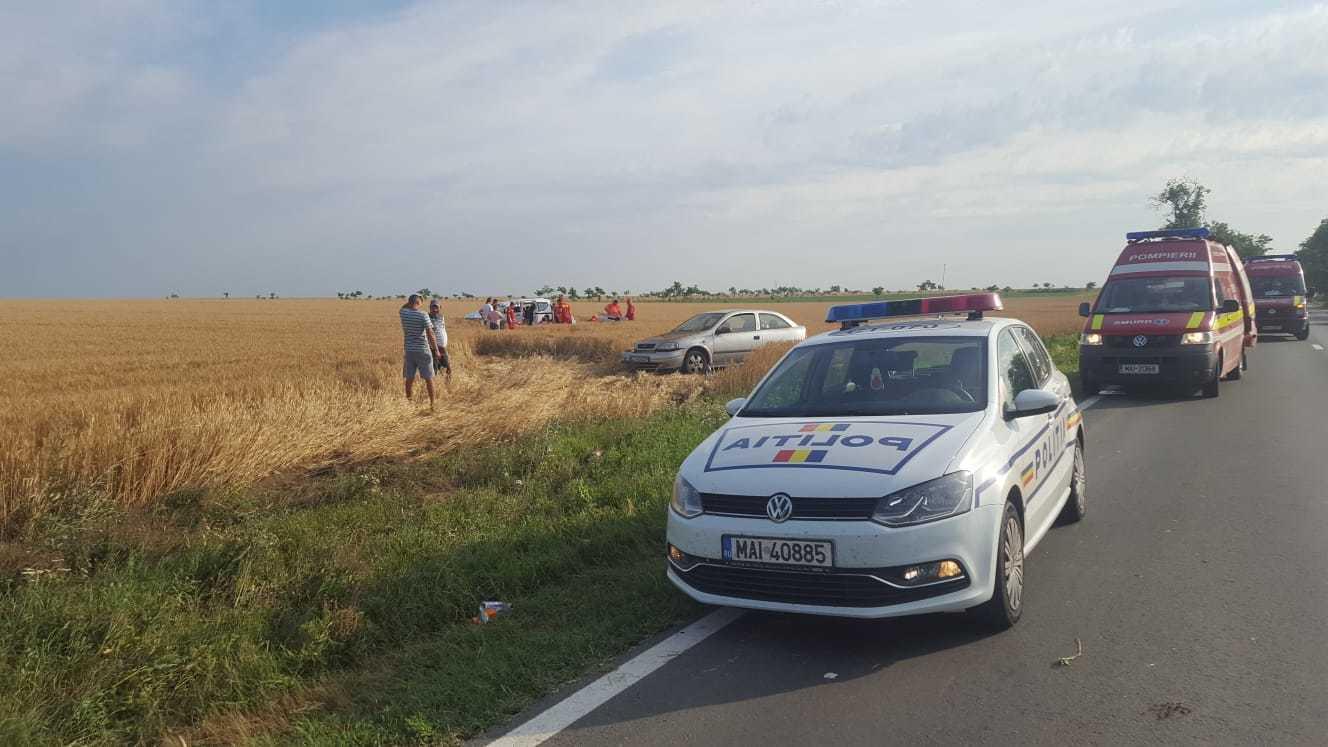 Constanţa: Patru persoane au fost rănite, după ce două maşini s-au ciocnit
