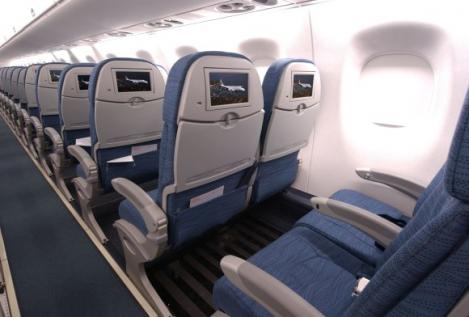 O femeie a adormit în timpul unui zbor și s-a trezit în beznă, în avionul încuiat: ”Am avut un coșmar! Nu știu cum s-a putut întâmpla asta!”