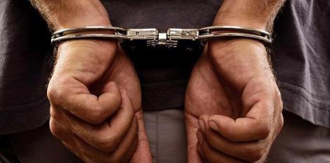 17 traficanți de persoane au fost arestați în România, Franța și Marea Britanie