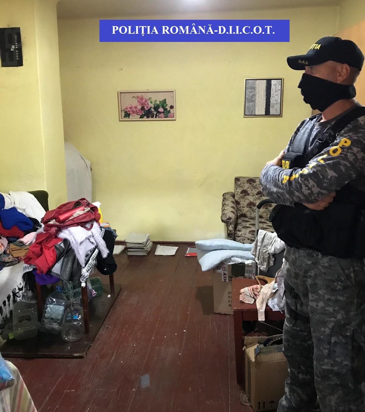 Percheziţii &icirc;n Bistriţa-Năsăud, la persoane suspectate că au angajat &icirc;n mod fictiv aproximativ 250 de oameni