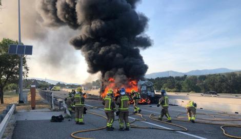 Un șofer român a murit în spital, în Spania! Bărbatul a ars ca o torță în cabina TIR-ului său