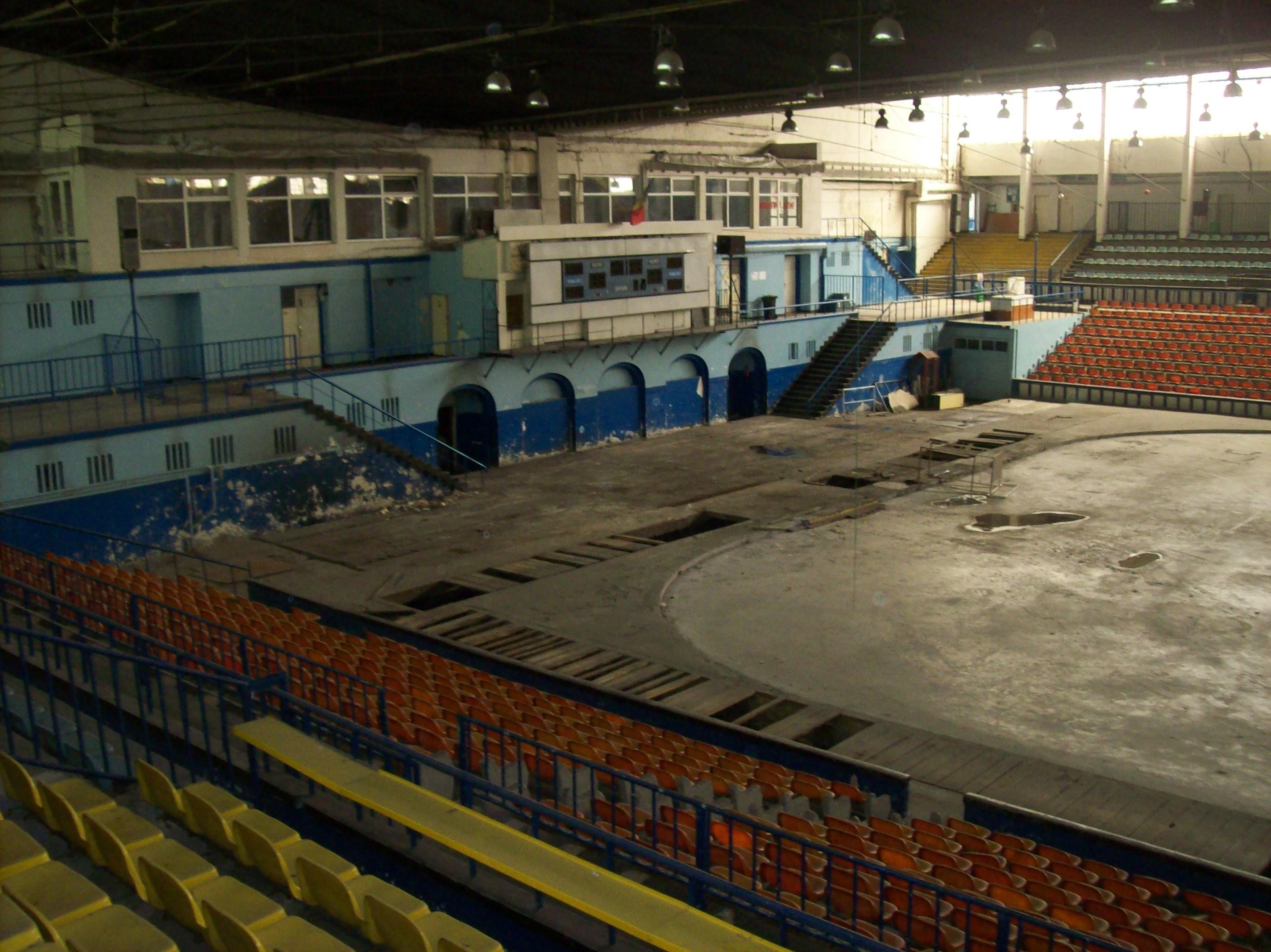 Primăria Capitalei a reziliat contractul de lucrări de la patinoarul Mihai Flamaropol