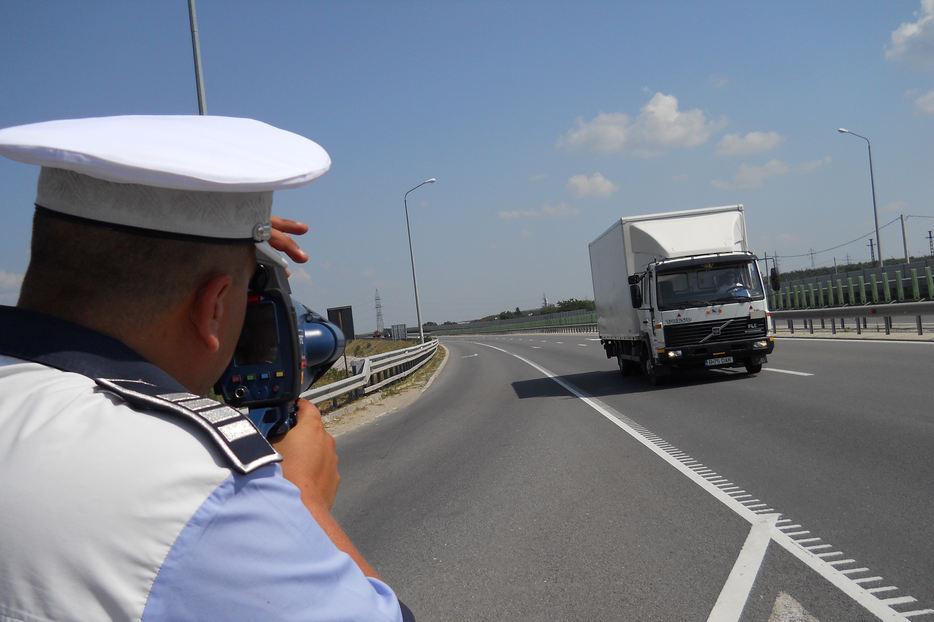 E jale pe șoselele din Rom&acirc;nia &icirc;n următoarele trei zile. Nimeni nu scapă! Mare grijă la ce se &icirc;nt&acirc;mplă!