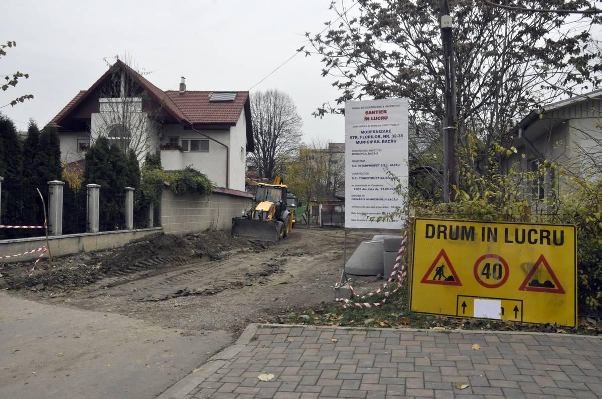 Mai mulți locuitori din Suceava au rămas blocați &icirc;n curți