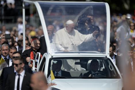 Papa Francisc: "Credinta nu se vinde la bursa"