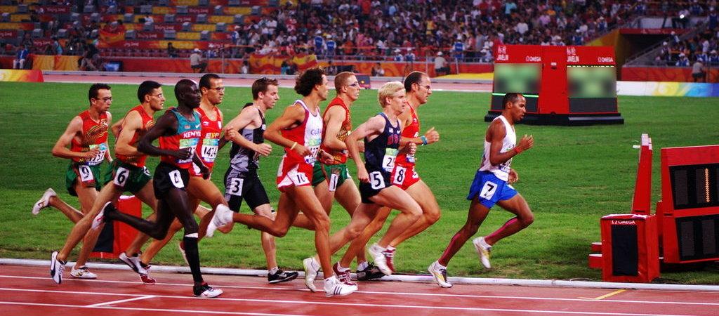 Cea mai longevivă şi cunoscută competiţie de atletism din Rom&acirc;nia are peste 300 de sportivi &icirc;nscriși