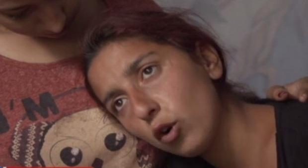 Cine este mama care și-a pierdut cei patru copii &icirc;n apele &icirc;nvolburate din S&acirc;ngeru! Roxana are 22 de ani și a povestit cum s-a petrecut tragedia