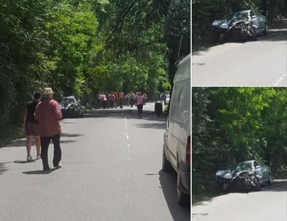 A murit strivit de o mașină, pe o șosea din Caraş Severin! Atenție, imagini greu de privit - Foto
