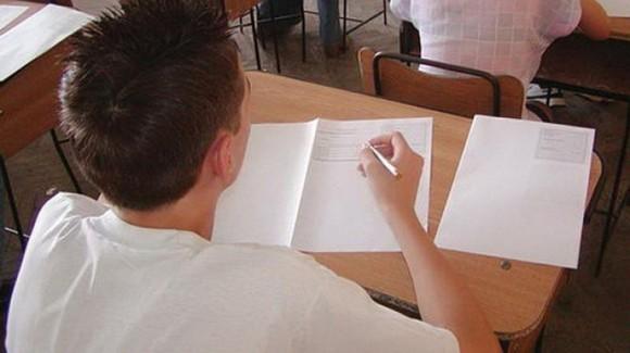 Barem Bacalaureat 2019 Rom&acirc;nă - Bacovia și Blaga/Arghezi și Barbu. Rezolvarea subiectelor