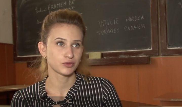 O elevă din judeţul Gorj a reuşit să ia nota maximă la bacalaureat &icirc;n ciuda condițiilor de transport pe care le-a avut