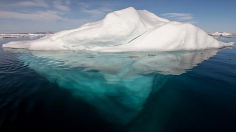 Un șeic vrea să tracteze un iceberg pe o distanța de 8.800 de km. Soluția a venit după ce Emiratele Arabe vor rămâne fără apă în 25 de ani