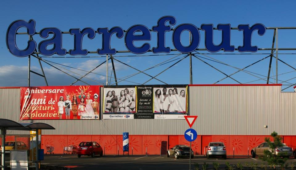 Carrefour, lovitură de proporții! P&acirc;nă duminică, clienții lanțului de magazine pot cumpăra fructe și legume FĂRĂ BANI!