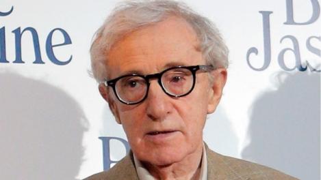 Woody Allen spune că nu s-a gândit niciodată la retragere. "Probabil voi muri filmând"