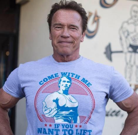 Arnold Schwarzenegger se află printre celebrităţile care vor avea show-uri pe Snapchat