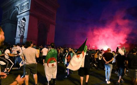 Algeria s-a calificat în semifinalele Cupei Africii pe Naţiuni, după ce a învins Coasta de Fildeş la loviturile de departajare