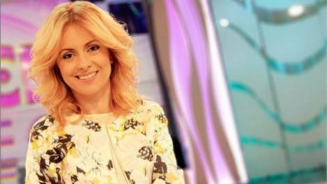 Simona Gherghe s-a întors pe micul ecran! Frumoasa mămică s-a reîntâlnit cu fanii în direct la TV