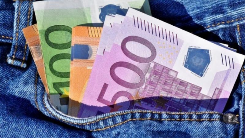 BNR Curs valutar 15 iulie 2019. Euro, lira sterlină și francul elvețian cresc