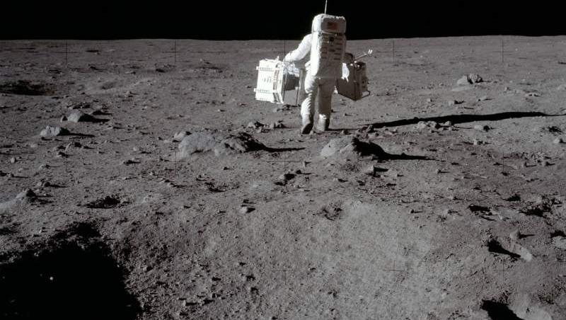Neil Armstrong a ajuns din întâmplare să scrie istorie, în urma misiunii Apollo 11! Destinul tragic al celui care ar fi trebuit să fie primul om care a pășit pe Lună
